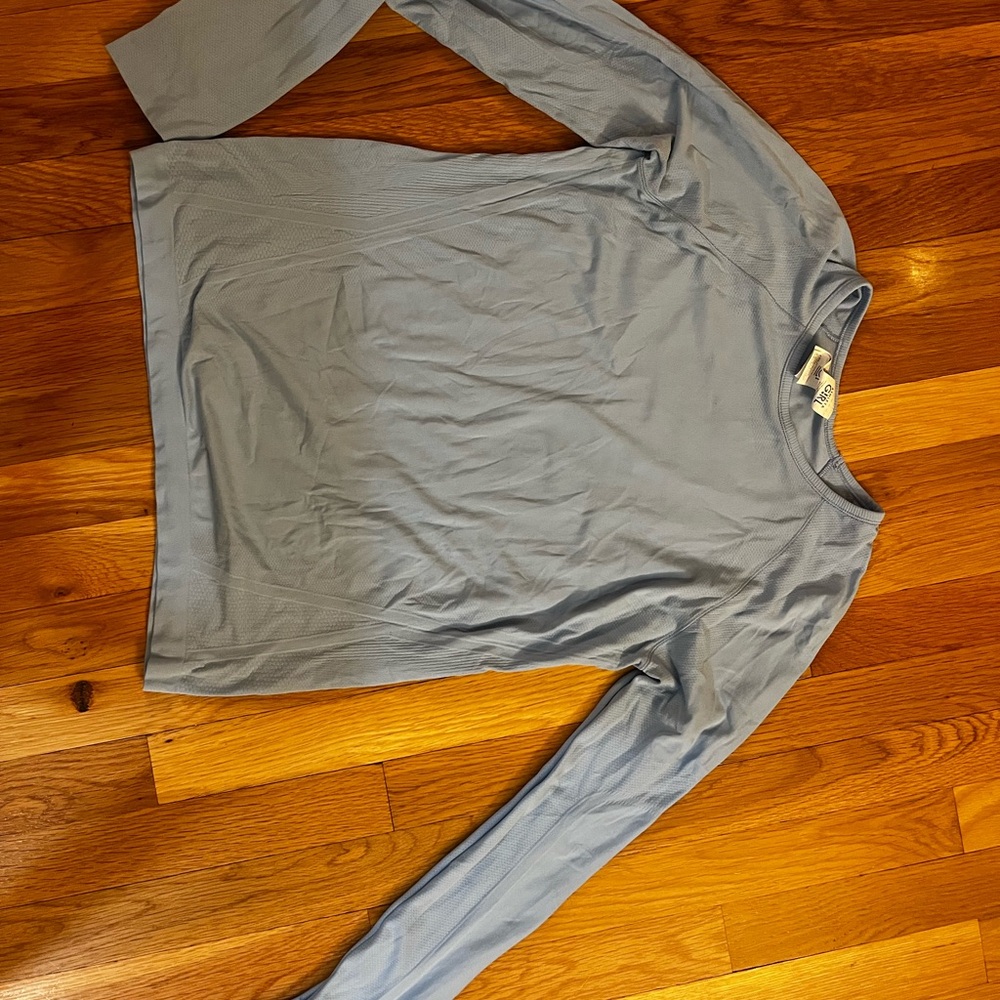 Athleta Light Blue Long Sleeve Crewneck Performance Top